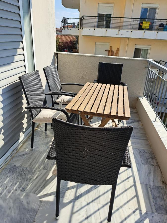 Argyri'S Peraia Apartment Екстериор снимка